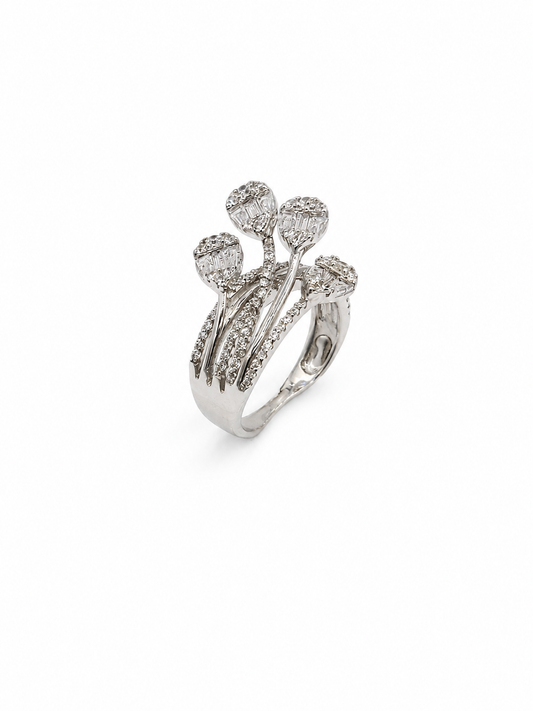 Elegant Floral Stone Design Silver Ring
