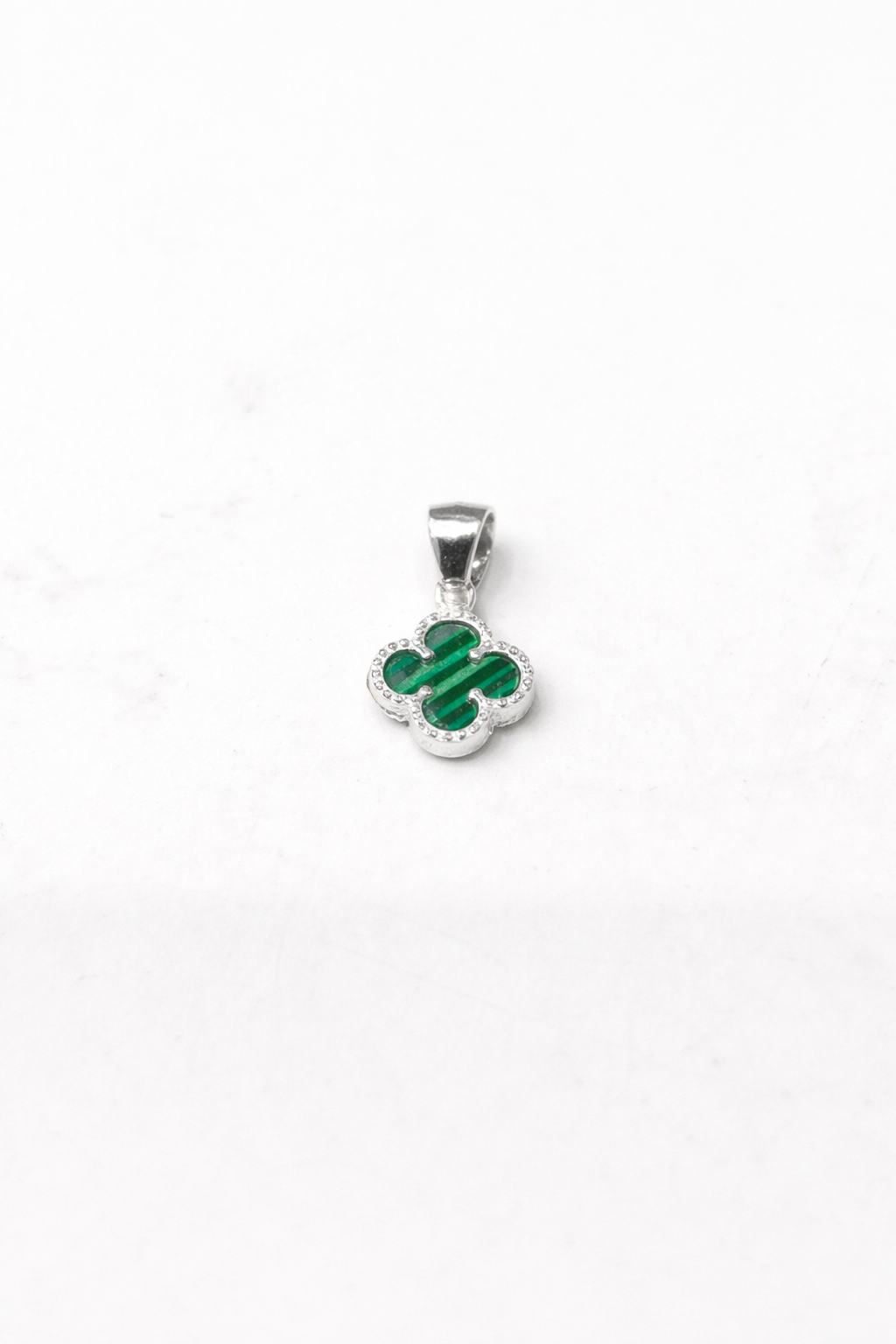 Nova Clover Pendant