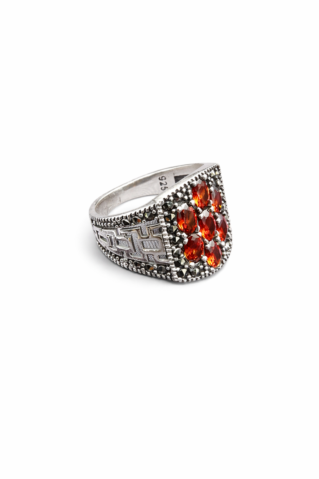 Imperial Ember Crest Ring – Italian Design in 925 Silver