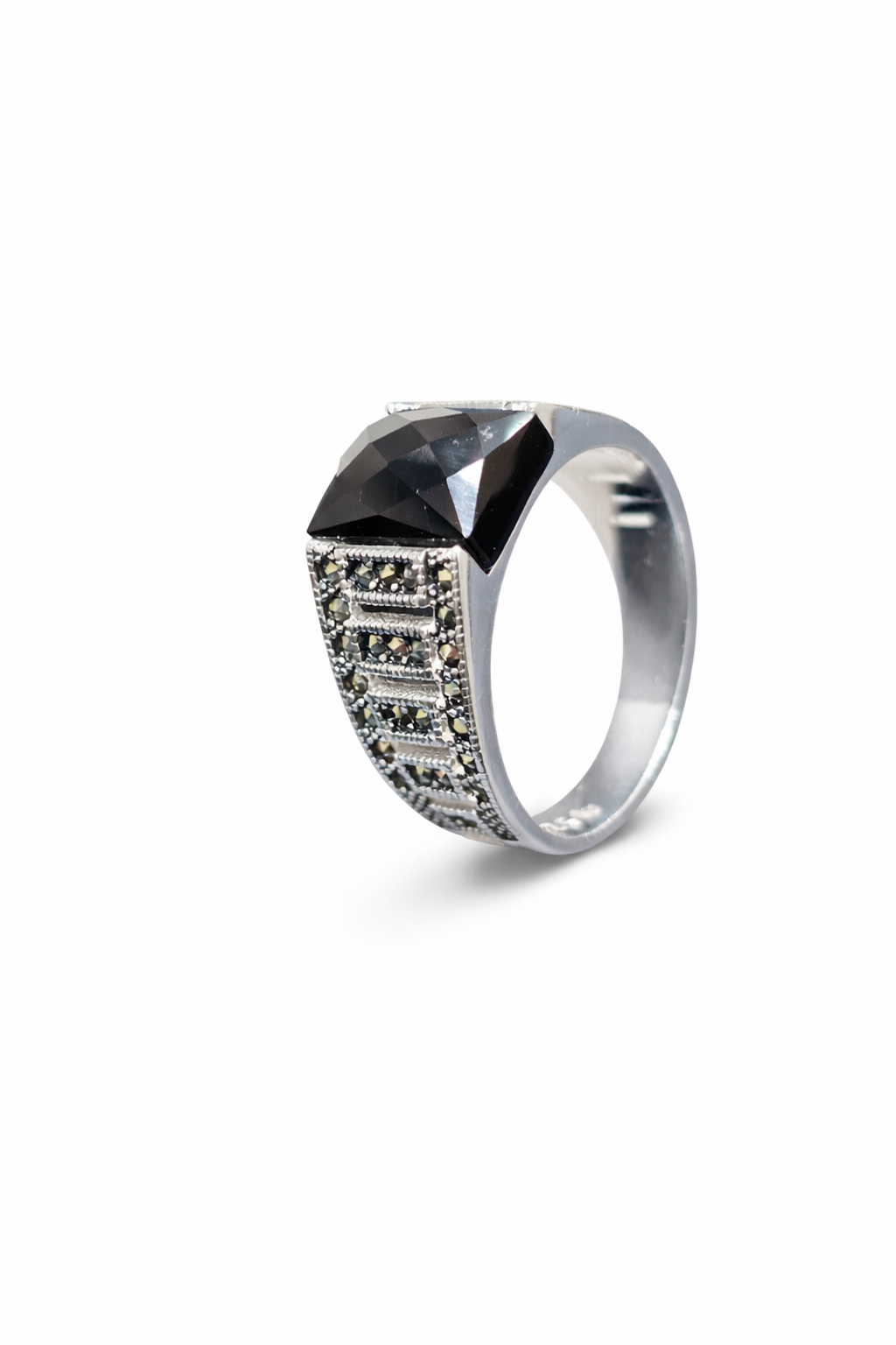 Noir Royale Square Ring