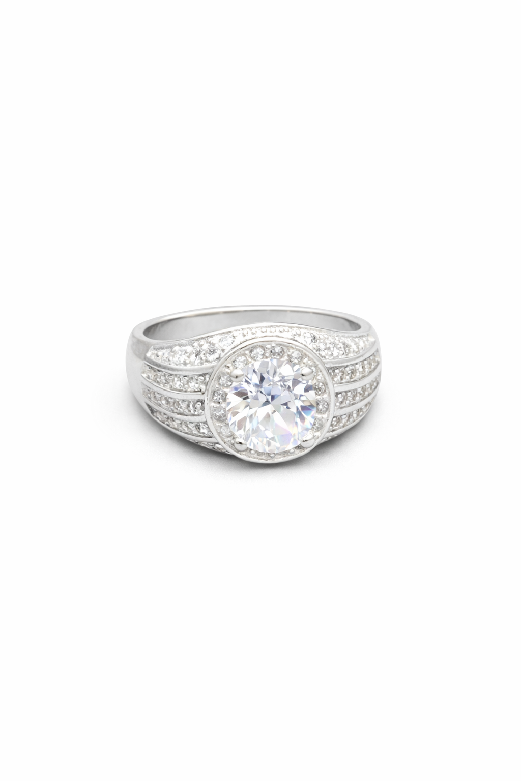 LuxeNova Oval Ring