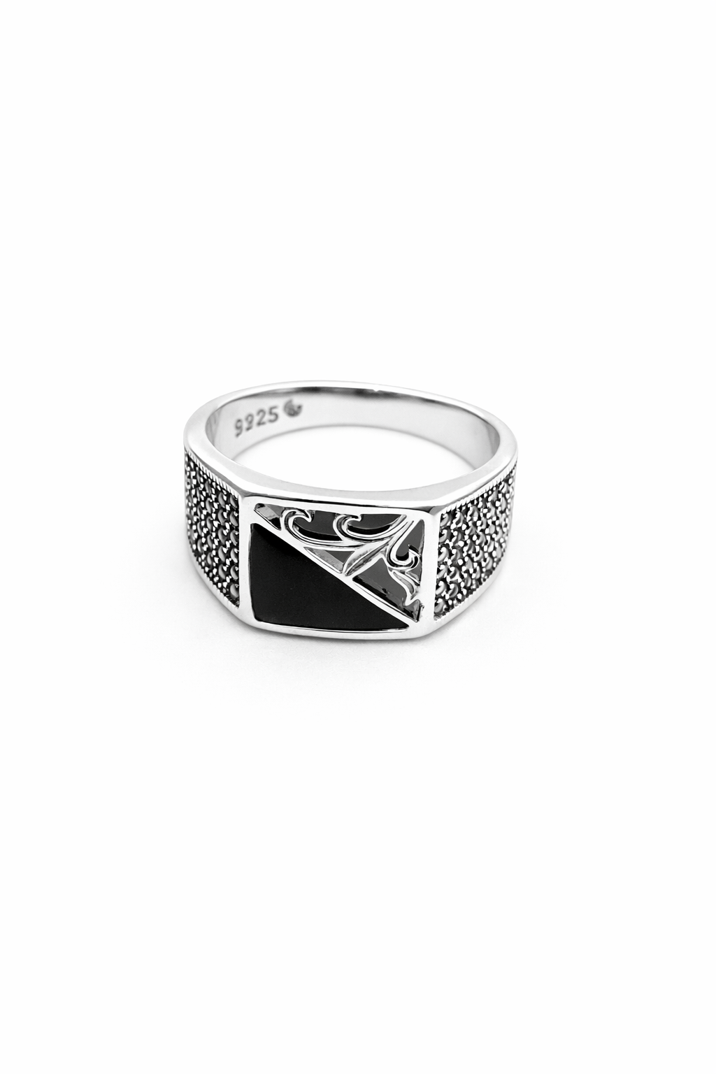 Noir Signet Ring