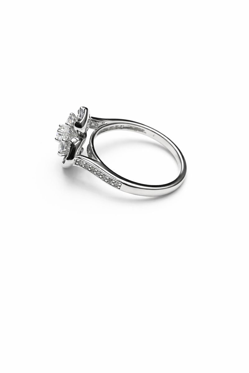 Elegant Bloom Zircon Ring